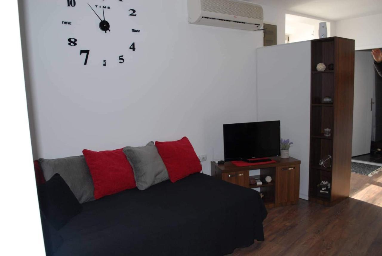Stan Na Dan - Apartman Djordjevic Vranje Exterior foto