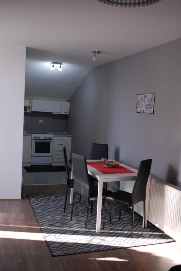 Ferienwohnung Stan Na Dan - Apartman Djordjevic Vranje Exterior foto