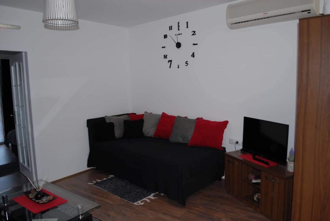 Stan Na Dan - Apartman Djordjevic Vranje Exterior foto